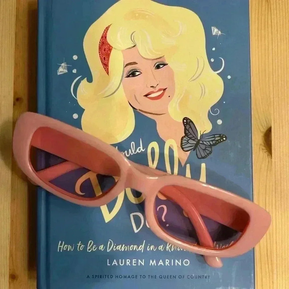 Plastic Pink Sunglasses Set of Two Weekend Party Fun Spring-break Summer Girly - Picture 3 of 7